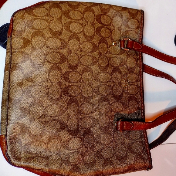 Coach purse - Picture 1 of 5